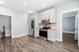 910 Springfield Pike, Wyoming, OH 45215 - Photo 11