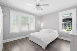 910 Springfield Pike, Wyoming, OH 45215 - Photo 17