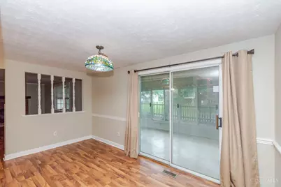 307 Flanders Avenue, Brookville, OH 45309 - Photo 9