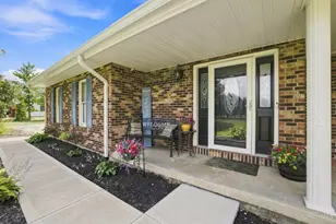 5465 Princeton Rd, Liberty Township, OH 45011 - Photo 3