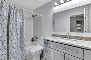 6404 Tylersville Rd, West Chester, OH 45069 - Photo 19