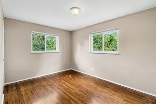 1526 Clovernoll Dr, Cincinnati, OH 45231 - Photo 13