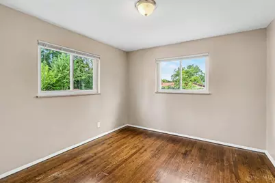 1526 Clovernoll Drive, Cincinnati, OH 45231 - Photo 11