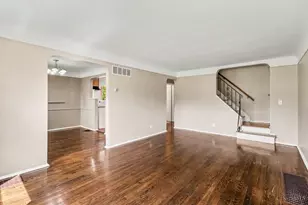1526 Clovernoll Dr, Cincinnati, OH 45231 - Photo 15
