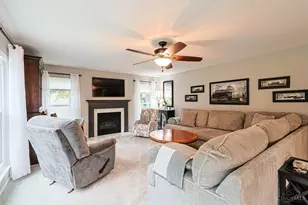 1206 Wintercrest Cir, Miami Township, OH 45150 - Photo 13
