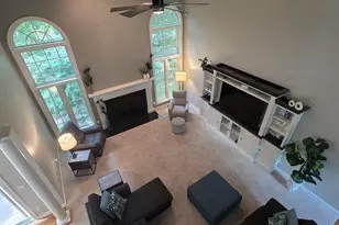 1223 Ridgewood Dr, Miami Township, OH 45140 - Photo 9