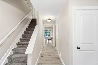 254 Auburn Meadows Court, Carlisle, OH 45005 - Photo 9