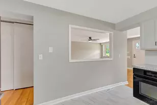 8613 Brent Dr, Springfield Township, OH 45231 - Photo 15