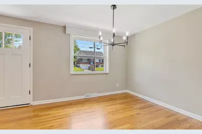 8613 Brent Drive, Springfield Township, OH 45231 - Photo 11