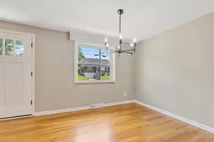 8613 Brent Dr, Springfield Township, OH 45231 - Photo 11
