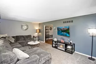 9011 Fox Hunter Ln, Symmes Township, OH 45242 - Photo 5