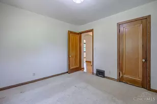 10547 Pottinger Rd, Colerain Township, OH 45251 - Photo 15