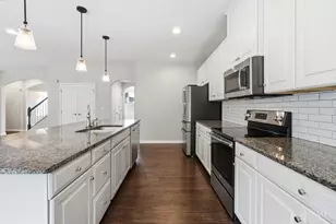 5725 Spencer Ter, Liberty Township, OH 45044 - Photo 7