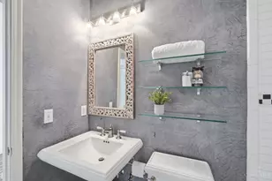 1810 Walker St, Cincinnati, OH 45202 - Photo 37