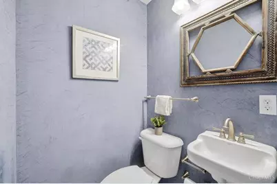 1810 Walker Street, Cincinnati, OH 45202 - Photo 19