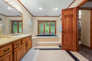 6250 Wooden Shoe Ln, Washington Twp, OH 45459 - Photo 35