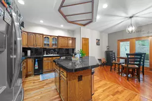 6250 Wooden Shoe Ln, Washington Twp, OH 45459 - Photo 13