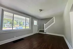 1217 Groesbeck Rd, Cincinnati, OH 45224 - Photo 3