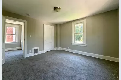 1217 Groesbeck, Cincinnati, OH 45224 - Photo 7