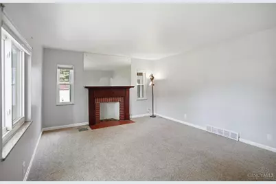 7066 Bridgetown Road, Green Township, OH 45248 - Photo 11