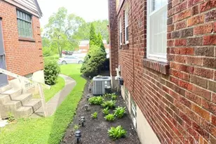 1317 W North Bend Rd, Cincinnati, OH 45224 - Photo 9