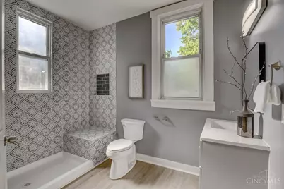 871 Hutchins Avenue, Cincinnati, OH 45229 - Photo 11