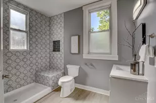 871 Hutchins Ave, Cincinnati, OH 45229 - Photo 11