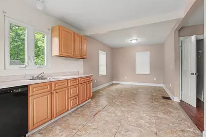 6801 Betts Avenue, Cincinnati, OH 45239 - Photo 3