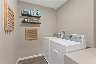 1579 Summerview Ln, Miami Township, OH 45150 - Photo 21