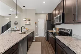 1579 Summerview Ln, Miami Township, OH 45150 - Photo 9