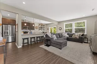 1579 Summerview Ln, Miami Township, OH 45150 - Photo 5