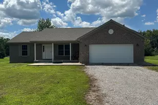 452 Kleist Dr, Perry Township, OH 45118 - Photo 1