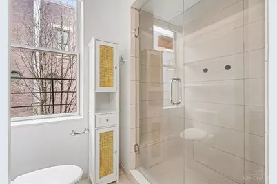 122 W Fifteenth Street #223, Cincinnati, OH 45202 - Photo 7