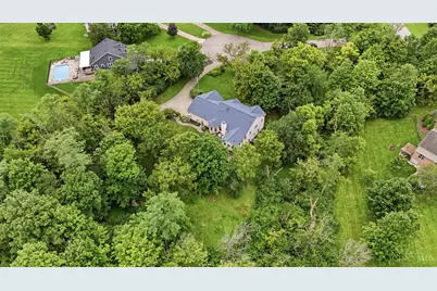 1751 Magnolia Court, Turtle Creek Township, OH 45036 - Photo 7