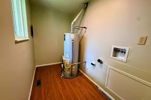 10189 Storm Dr, Colerain Township, OH 45251 - Photo 11