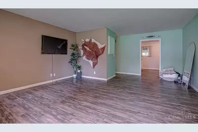390 Timrick, Monroe, OH 45050 - Photo 7