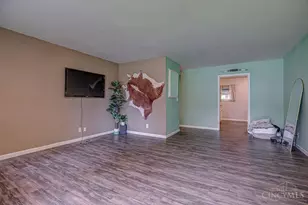 390 Timrick, Monroe, OH 45050 - Photo 7