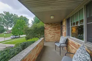 3435 Harwinton Ln, Green Township, OH 45248 - Photo 3