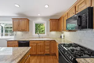4305 Berryhill Ln, Blue Ash, OH 45242 - Photo 23