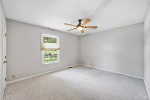 4305 Berryhill Ln, Blue Ash, OH 45242 - Photo 9
