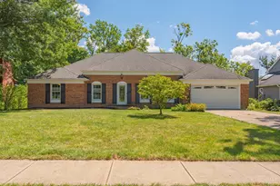 4305 Berryhill Ln, Blue Ash, OH 45242 - Photo 3