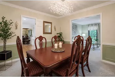 2241 Donnington Lane, Anderson Township, OH 45244 - Photo 11