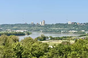 3304 Columbia Pkwy, Cincinnati, OH 45226 - Photo 3
