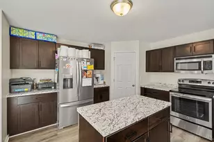 3605 Hader Ave, Green Township, OH 45211 - Photo 9