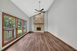 8851 Eagle Ridge Dr, West Chester, OH 45069 - Photo 21