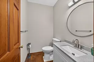 8851 Eagle Ridge Dr, West Chester, OH 45069 - Photo 13