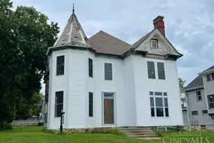 287 E Locust St, Wilmington, OH 45177 - Photo 1