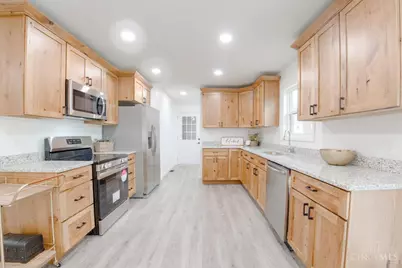 330 Macy Lane, Leesburg, OH 45135 - Photo 9