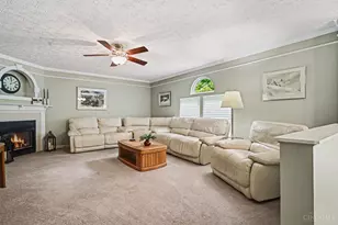 7565 Turnberry Ct, Hamilton Township, OH 45039 - Photo 5