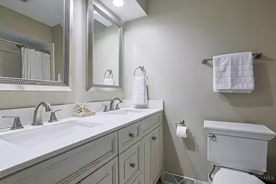 8732 Hollyhock Drive, Springfield Township, OH 45231 - Photo 39